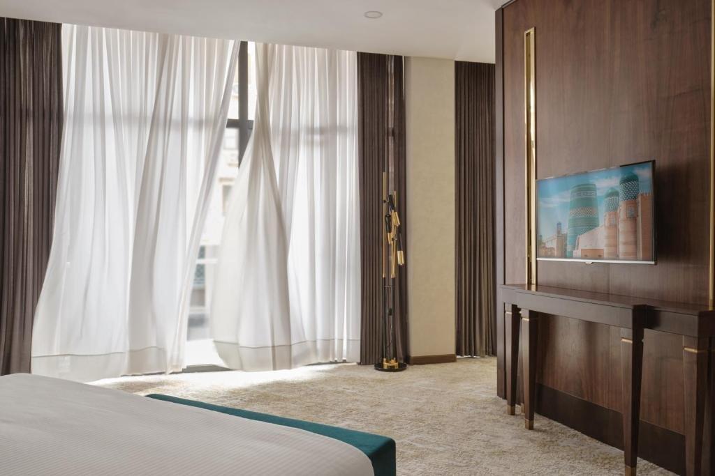 Wyndham Garden Tashkent Hotell Exteriör bild